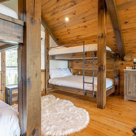 Canyon View Treehouse- Relaxing Getaway In Jasper With An Amazing View المظهر الخارجي الصورة