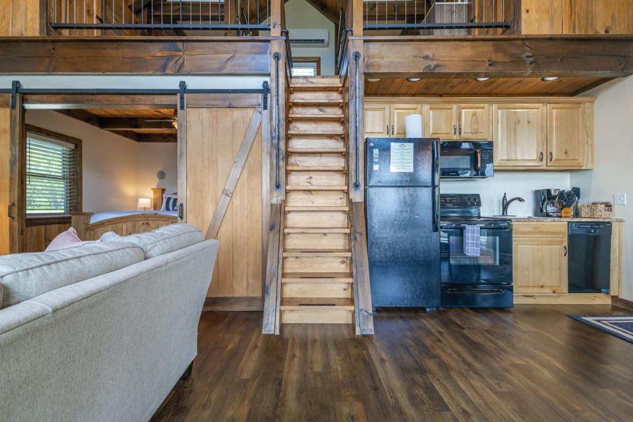 Canyon View Treehouse- Relaxing Getaway In Jasper With An Amazing View المظهر الخارجي الصورة