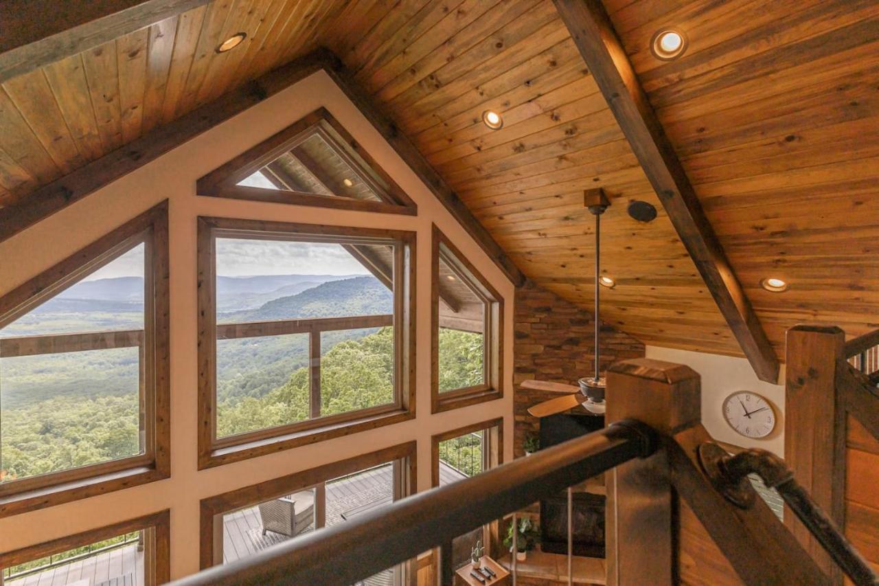 Canyon View Treehouse- Relaxing Getaway In Jasper With An Amazing View المظهر الخارجي الصورة