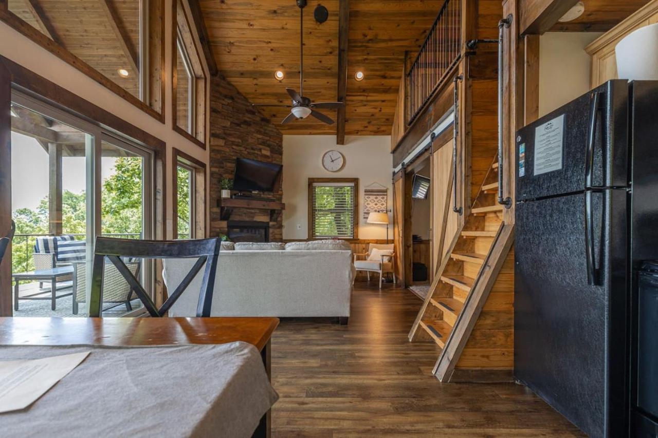 Canyon View Treehouse- Relaxing Getaway In Jasper With An Amazing View المظهر الخارجي الصورة